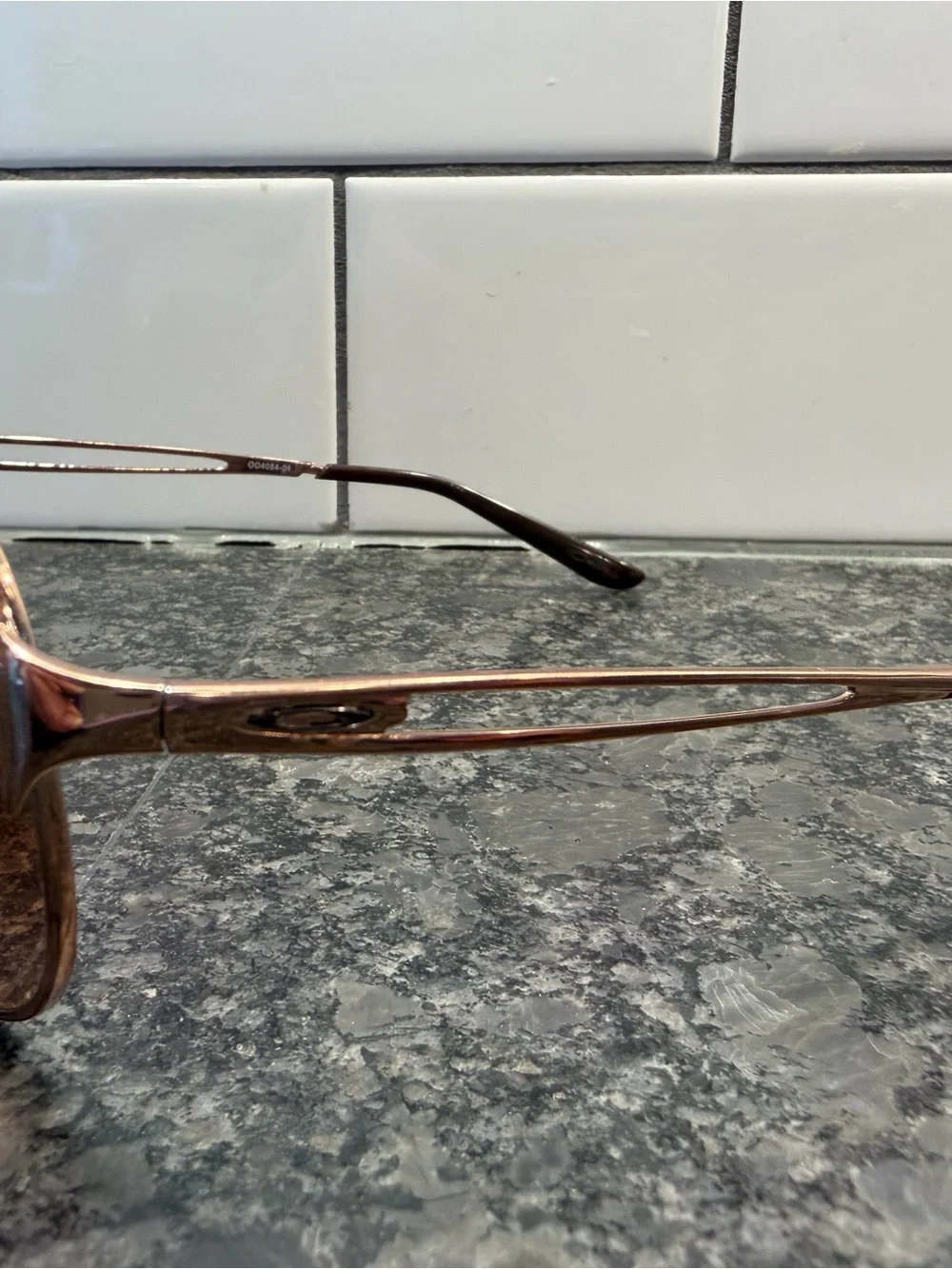 Oakley Brown Gradient Lens Gold Frame Aviator Sunglasses